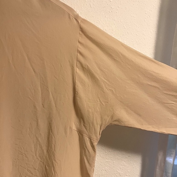 Madewell silk top size M - light straw color - Picture 7 of 10